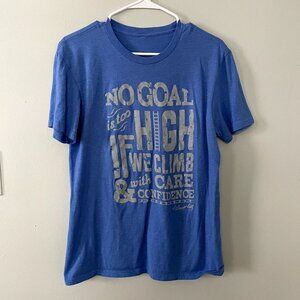 Chick-fil-A light blue t-shirt summer top casual classic short sleeved